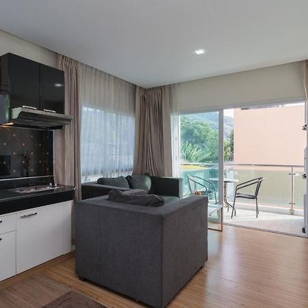 Апартаменты Goldstone Residency Patong , Phuket Экстерьер фото