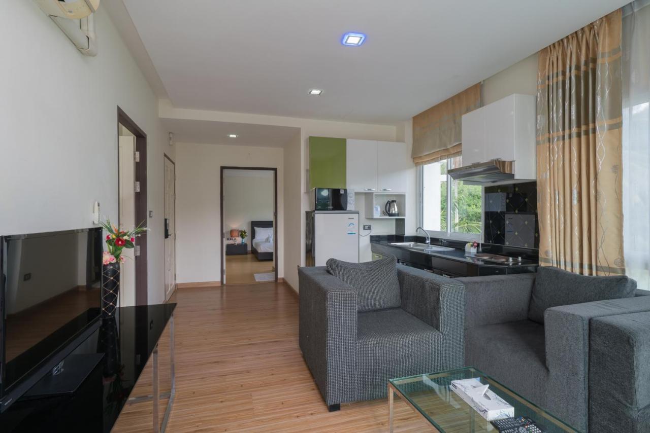 Апартаменты Goldstone Residency Patong , Phuket Экстерьер фото