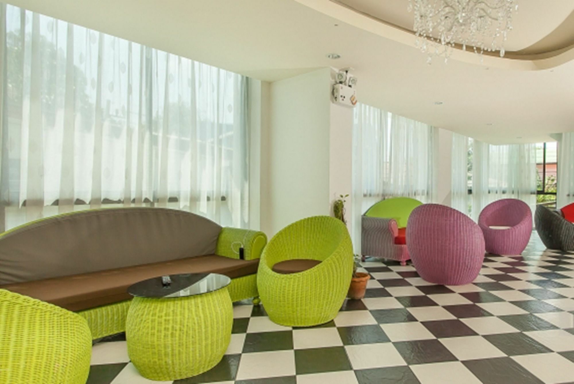 Апартаменты Goldstone Residency Patong , Phuket Экстерьер фото